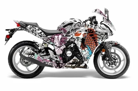 Honda CBR 250R with the Tsunami White graphic kit
